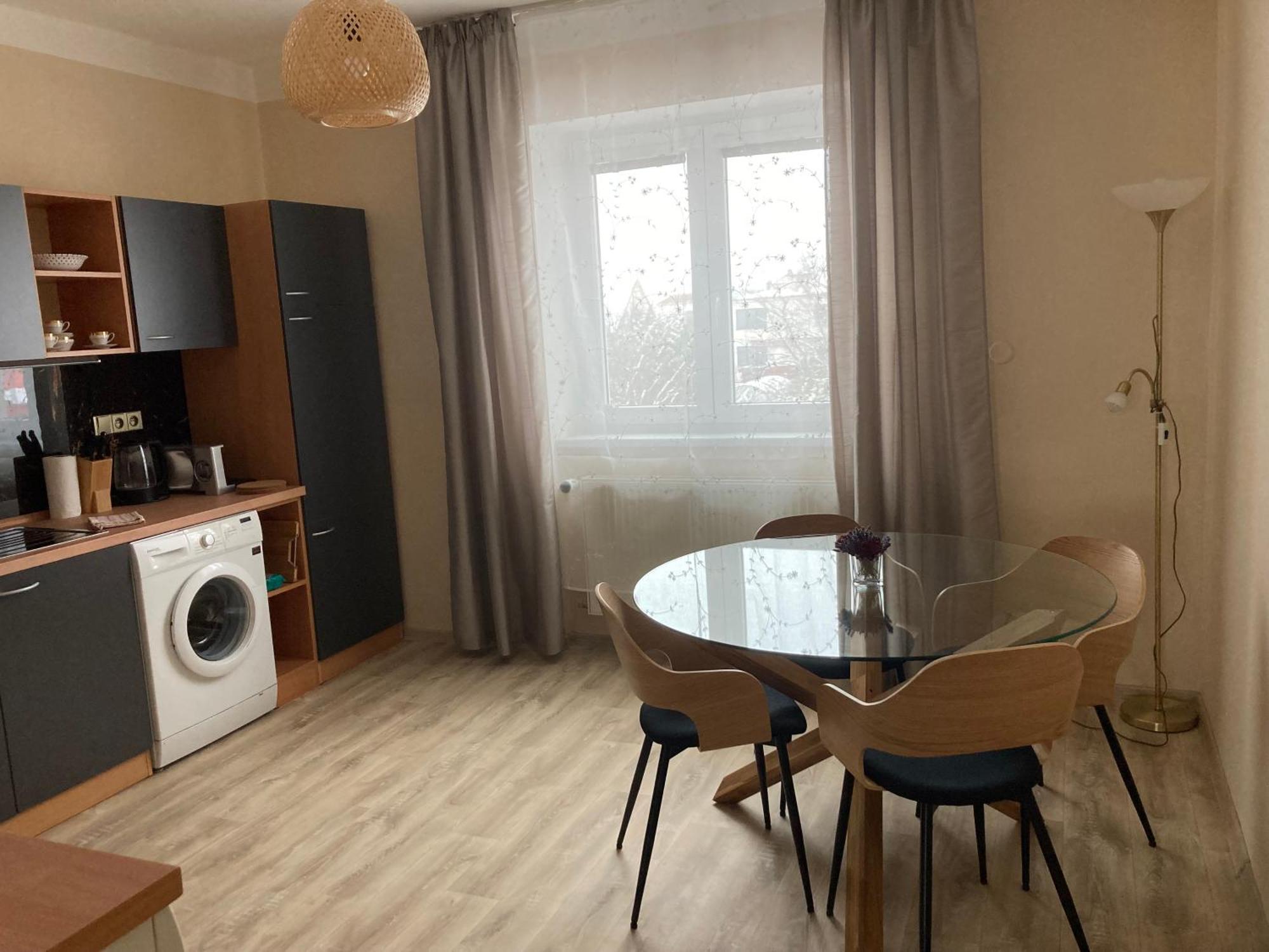 Apartment In The Garden Drzovice 외부 사진
